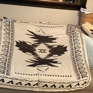 H&M Tribal Print Lightweight Scarf 25” Square